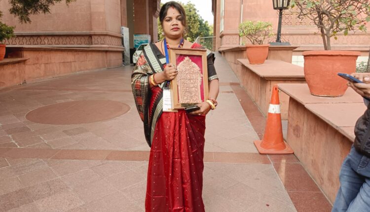 Swapna Manjari of pipili won the national handicrafts and national award