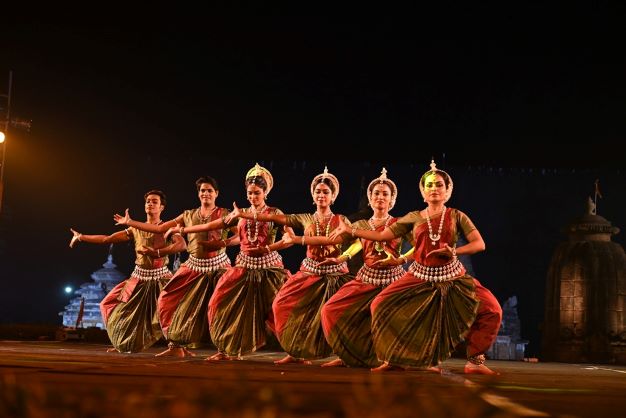 Spectacular Odissi Performance Marks End Of Mukteswar Dance Fest In Bhubaneswar