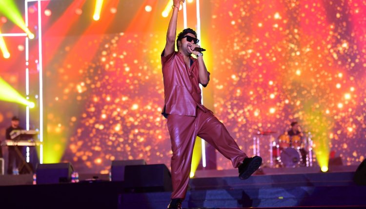 .FEST Takes Off With Singer Guru Randhawa’s Rocking Performance In Bhubaneswar