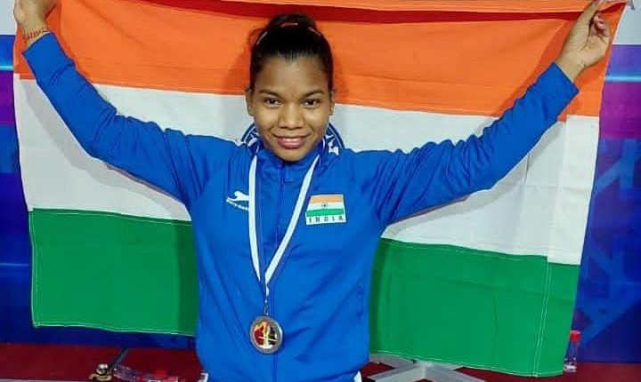 Odisha's Jhili Dalabehera Aims for Hat-Trick of Medals in Commonwealth Weightlifting
