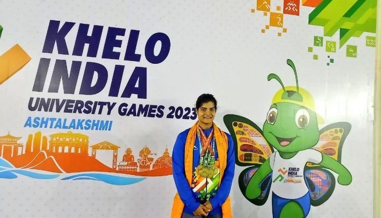 Odisha's Swimming Sensation Pratyasa Ray Clinches Title of Best Female Athlete at Khelo India University Games